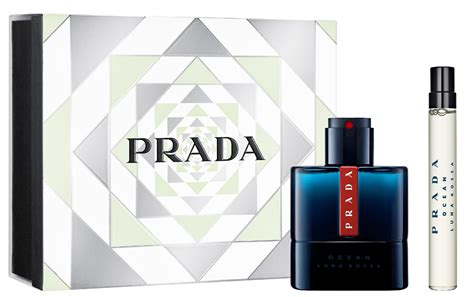 does prada offer gift cards.